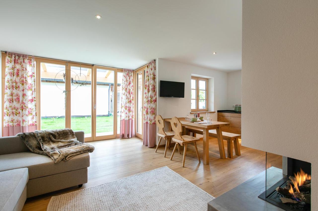 Alpinum Junior Apartment Ленгрис Екстериор снимка
