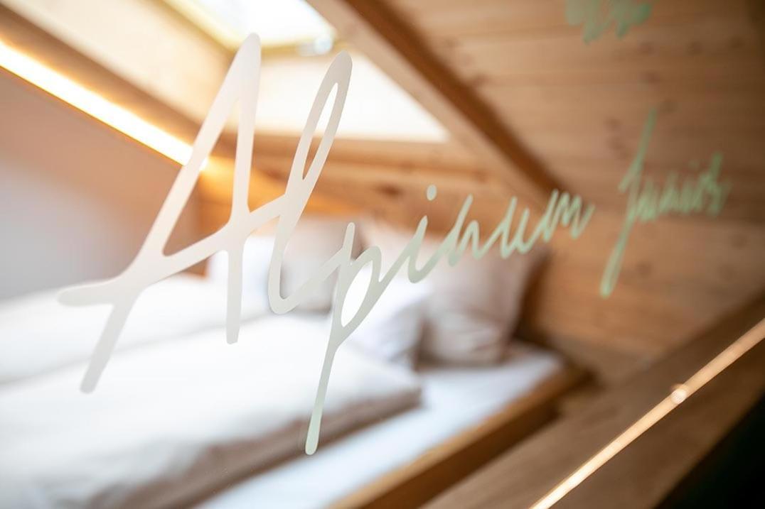 Alpinum Junior Apartment Ленгрис Екстериор снимка